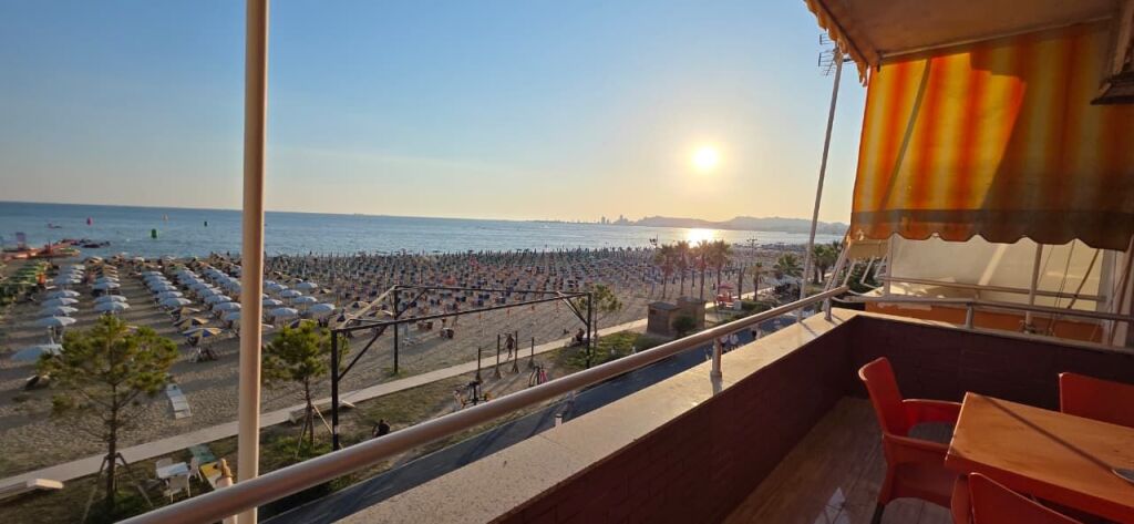 🏡 APARTMENT 1+1 FOR RENT SEA VIEW BEACH DURRES
