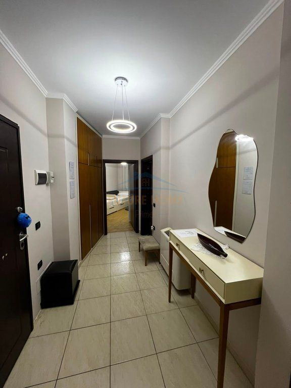Affitto , Appartamento 2+1 , Piazza Willson , Tirana