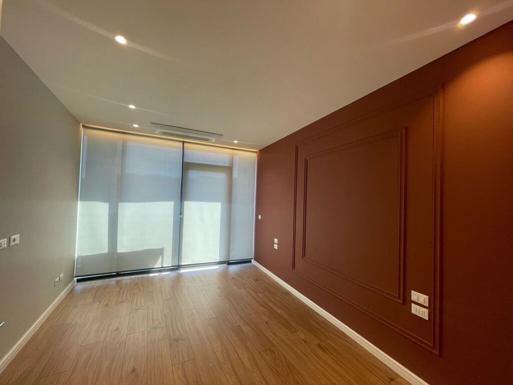 Zyre per qira tek Lake View Residence