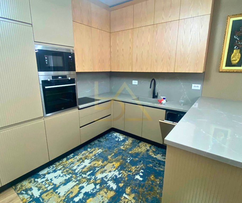 Apartment 3+1+2 for Rent – Garden Building, Kavaja Street, Tirana