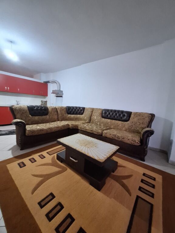 Affittasi appartamento 2+1 ad Astir