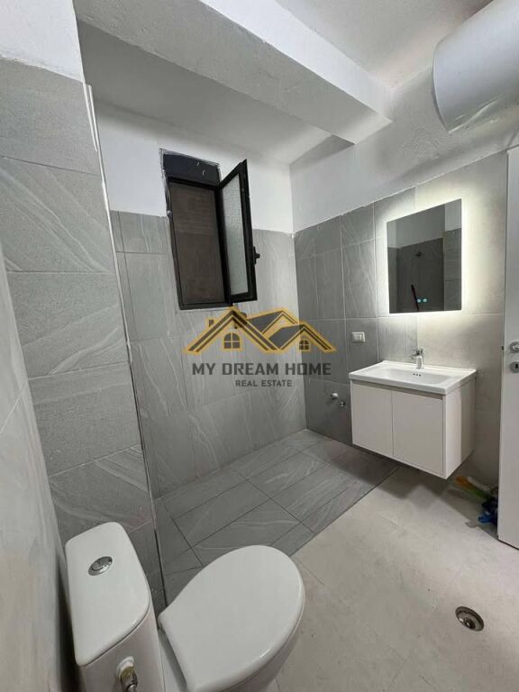 APPARTAMENTO 1+1 SULLA SPIAGGIA DI DURRËS, IN VENDITA!