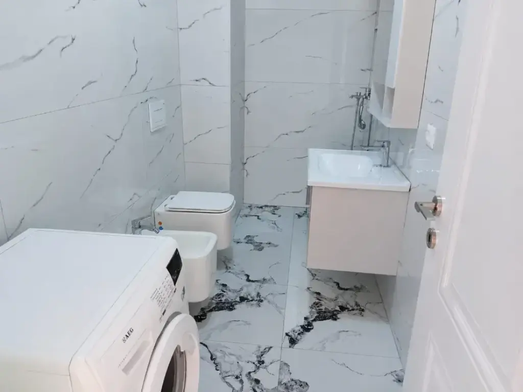 Qera | Apartament 2 + 1 | Gjimnazi \”Ibrahim Rugova\” | 350 €/muaj