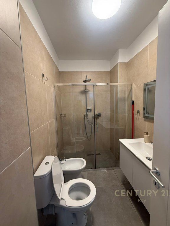 SHITET SUPER APARTAMENT 1+1 NE QENDER TE GOLEMIT!!!!!