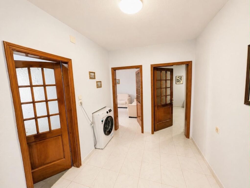 Affittasi Appartamento 2+1+1 con Balcone