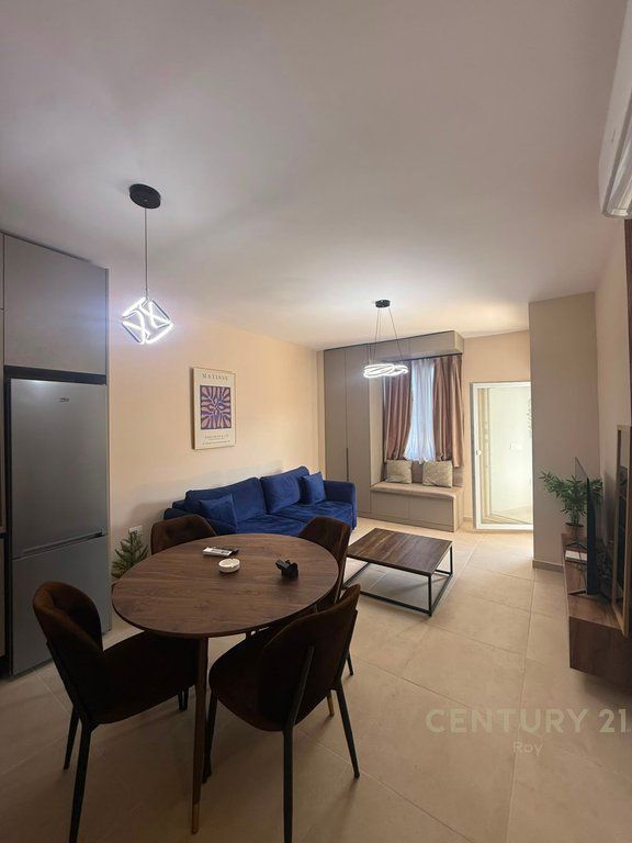 SHITET SUPER APARTAMENT 1+1 NE QENDER TE GOLEMIT!!!!!