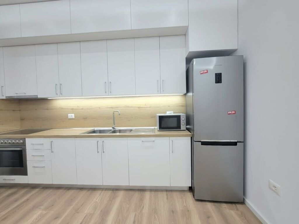 Jepet Me Qera: Shtëpi Private ( 1 Kateshe Me Oborr ) 2+1 ** Teg - Rr. E Vilave - 100% I Ri, Cilesi Premium | Jepet Bosh Ose I Mobiluar ** Sipas Kerkeses | 60,000 Leke/Muaj