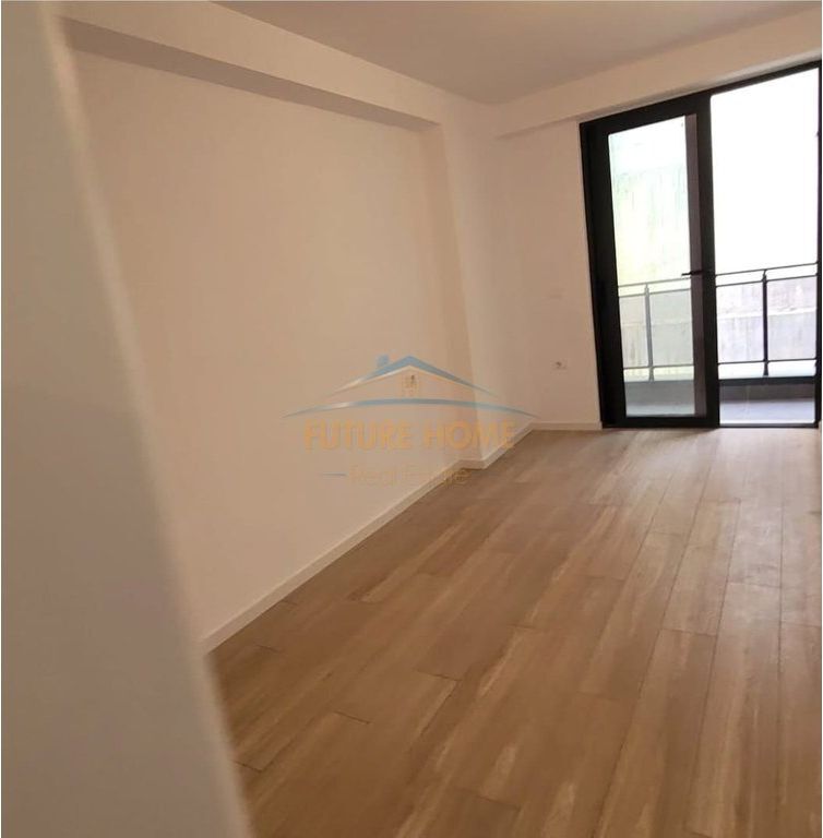 In vendita, Appartamento 1+1, Saranda.