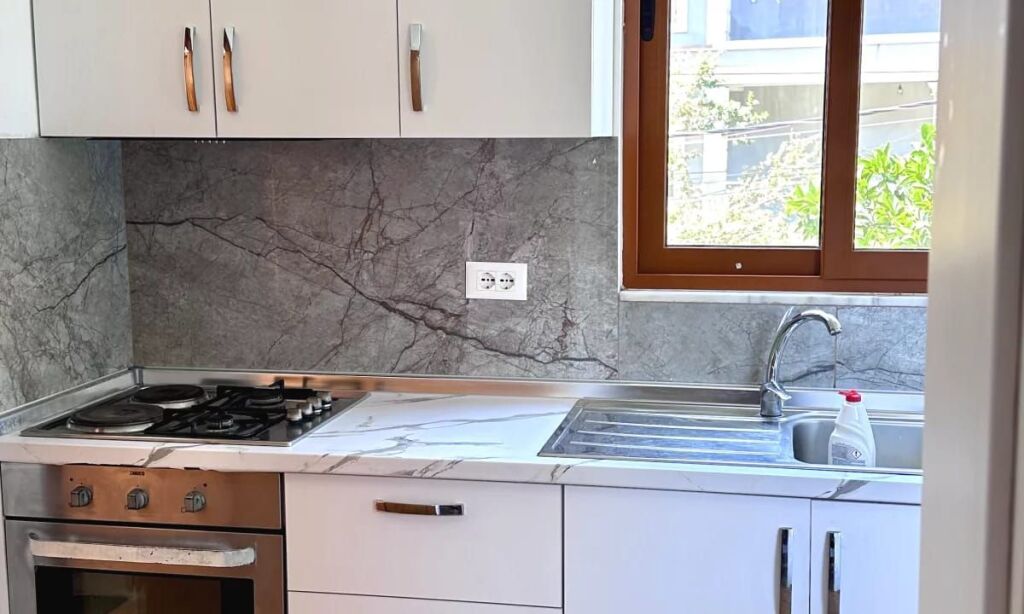 Qera | Shtëpi private 1 + 1 | Zogu I Zi | 450 €/muaj