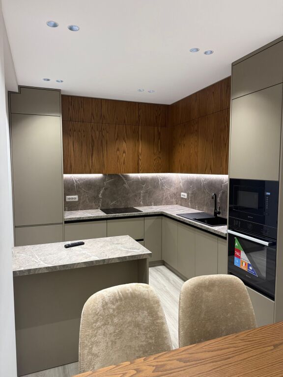 Rent | Apartament 1 + 1 | Rruga Dritan Hoxha | 700 €/month