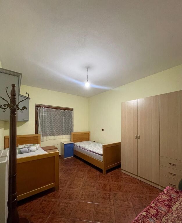 Rent | Apartament 2 + 1 | Rruga 5 Maji | 450 €/month