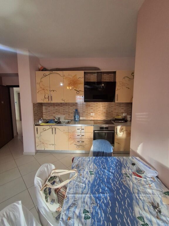 📍    Apartament 2+1 me Qira Afatgjatë | Kisha Ortodokse, Vlorë