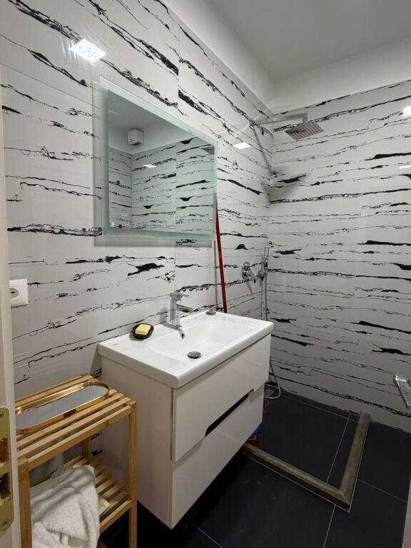 🏡 Apartament 2+1+2 me Qira – Liqeni i Thatë