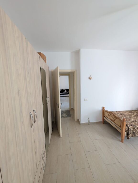 Qera | Apartament 1 + 1 | Rruga 5 Maji | 400 €/muaj
