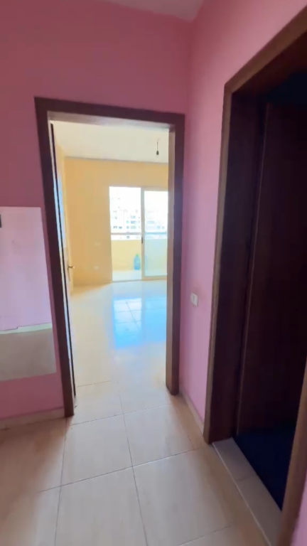 Apartament 2+1 per shitje Bulevardi zogu i pare !