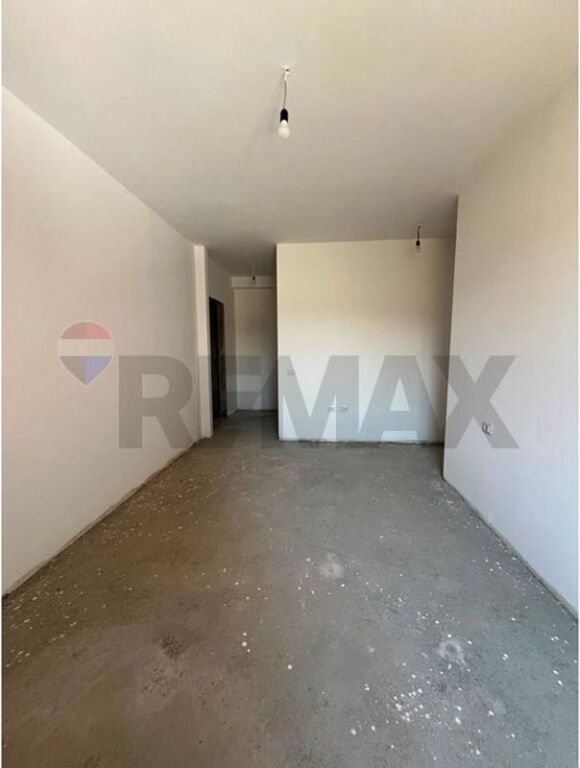 Shitet Apartament 2+1+2 në Kompleksin Mirabella!