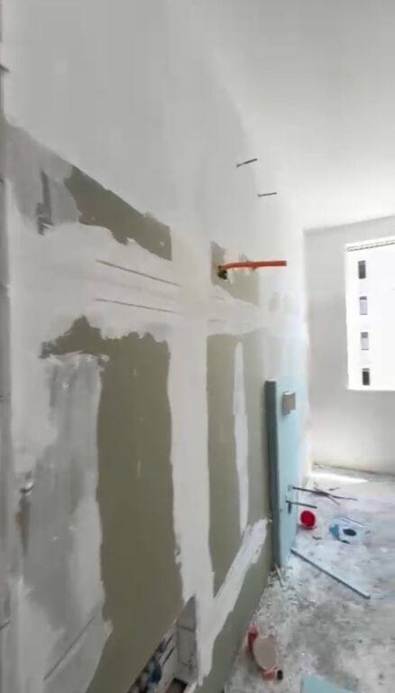 Shitet apartament 2+1+2