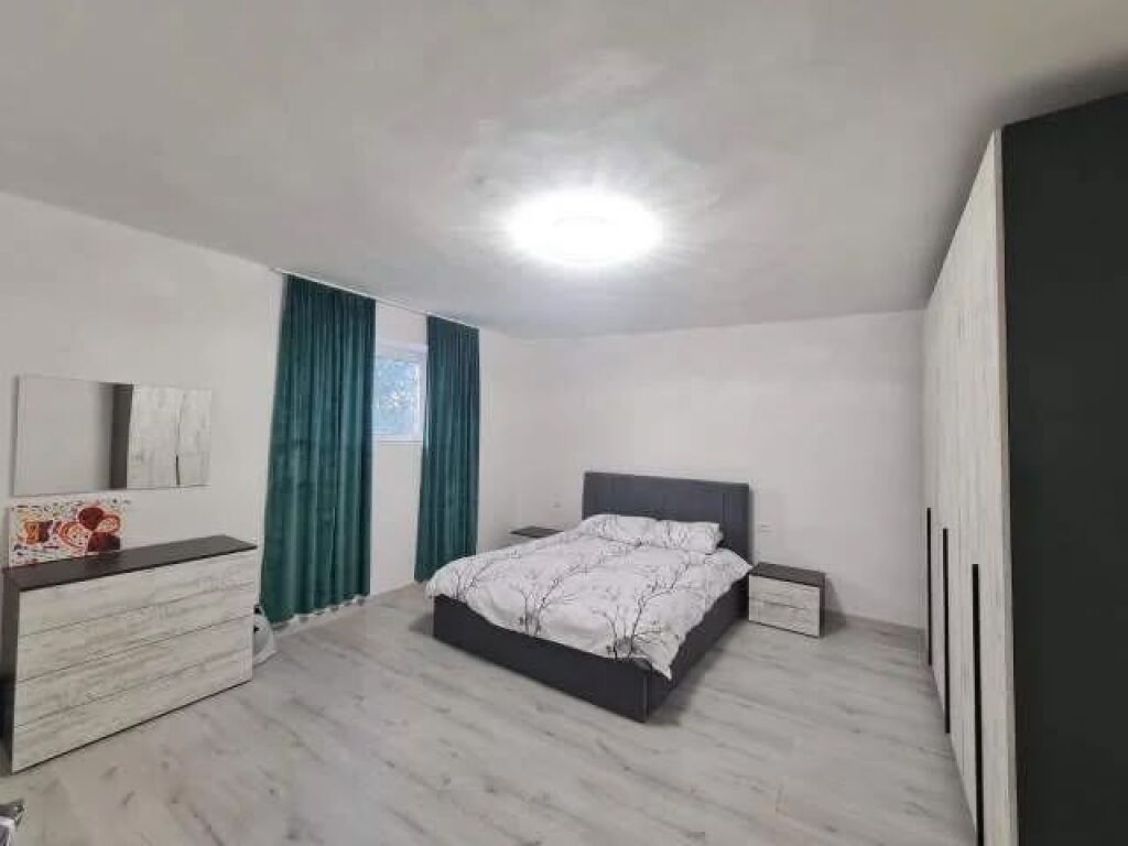 APARTAMENT ME QERA 2+1 BLLOK 85.000LEKE FH-83916