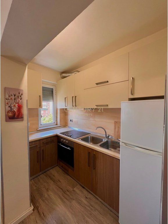 APARTMENT 1+1 FOR SALE NEAR THE MEDRESEJA !
