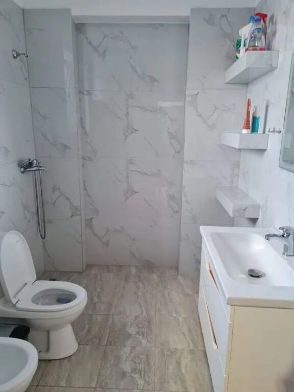 APARTAMENT ME QERA 2+1 BLLOK 85.000LEKE FH-83916