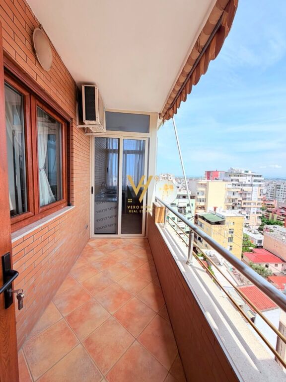 JEPET APARTAMENT 3+1+BLK ME QERA TEK ISH RAJONI, DURRRES 60.000 LEKE