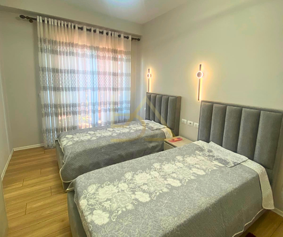 Apartment 3+1+2 for Rent – Garden Building, Kavaja Street, Tirana