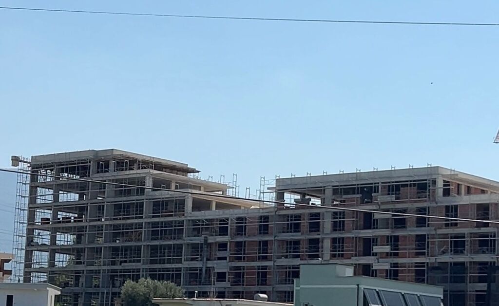 Investimento sicuro/ Paskuqan 1000€/m2