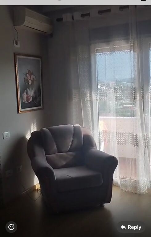 1+1,i mobiluar ne yzberisht,500 mije leke i diskutueshem