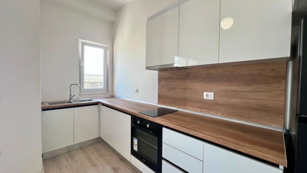 🏠 **FOR RENT: 1+1 Apartment**  📍 Aura Complex (Near Our Lady of Good Counsel University) 💰 55,000 ALL/Month 🏢 Building Year: 2025 🏢 6th Floor 📐 65 m² 🔥☄️ **100% Brand New – Never Occupied**