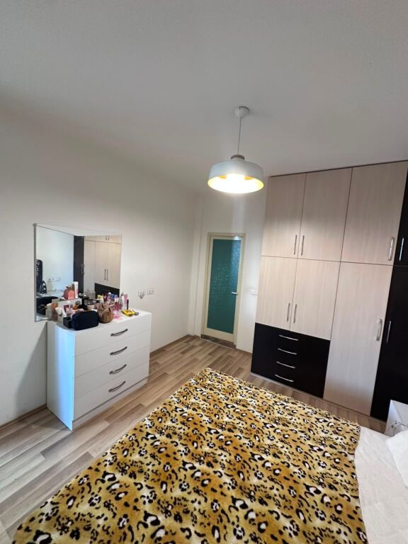 SHITET APARTAMENT 3+1+2 NE ZONEN E ISH RAJONIT, DURRES