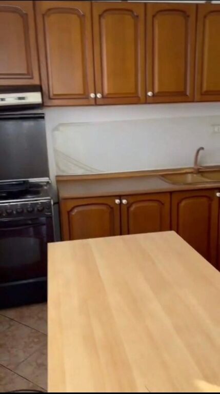 Qera | Shtëpi private 1 + 1 | Rruga Xhanfize Keko | 300 €/muaj