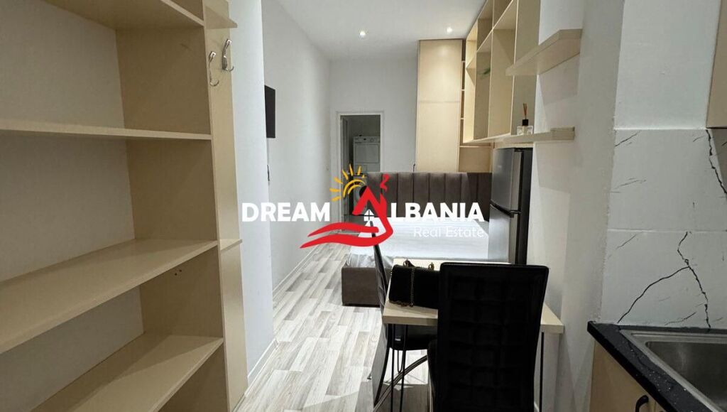 Jepet me qera garsoniere me mobilim modern ne rrugen e Barrikadave(ID 4201105 ) f