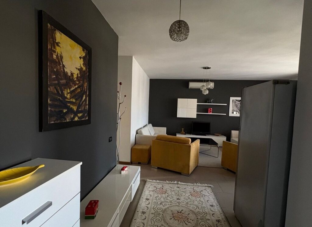 2+1,kat6 pa ashensore,shkolle e baletit,600 mije leke