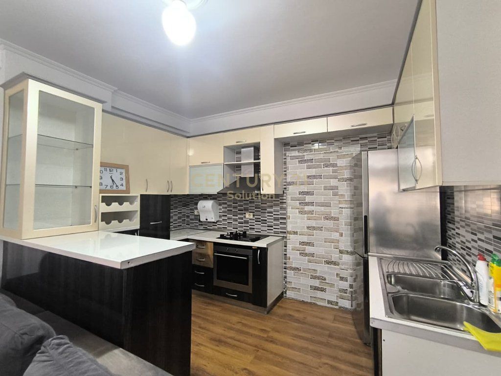 JEPET ME QIRA APARTAMENT 2+1+2 NE ASTIR!