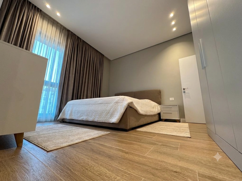 Rent, Apartment 2+1+2 + Parking Space, Square 21