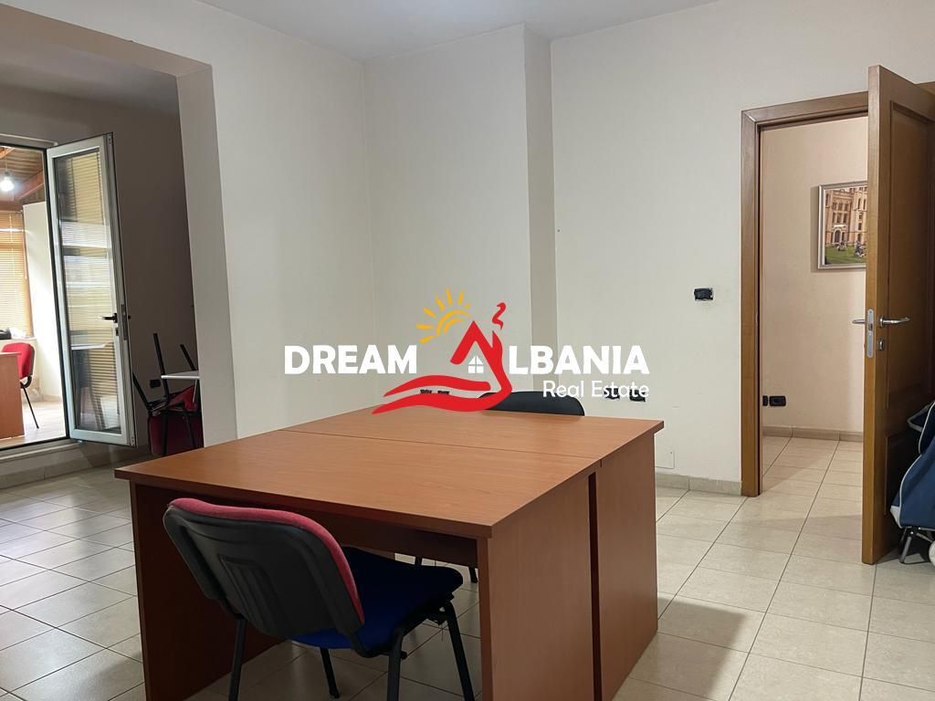 Ufficio in affitto a Don Bosko, vicino a Vizion +, Tirana ID 42611400