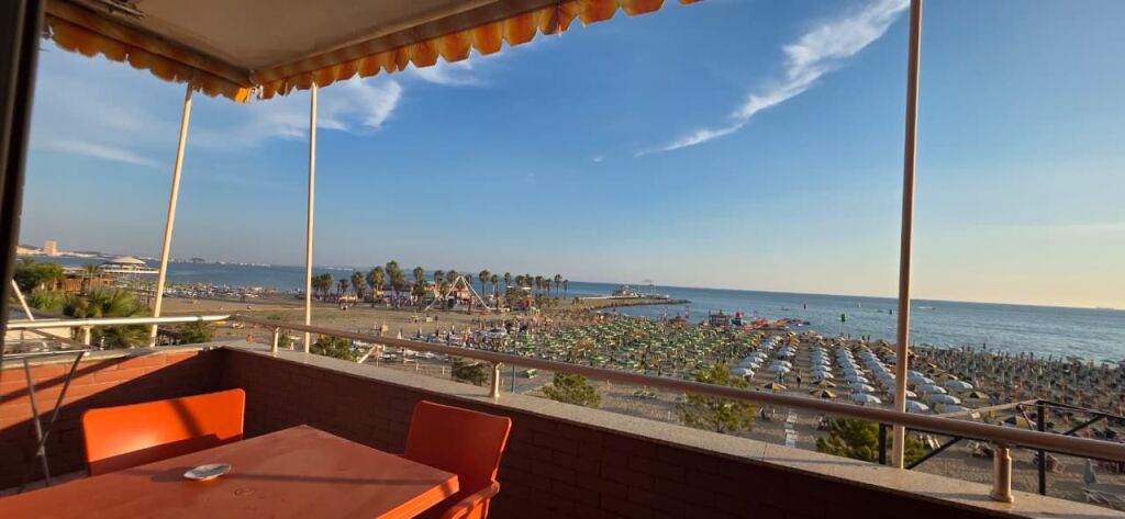 🏡 APARTMENT 1+1 FOR RENT SEA VIEW BEACH DURRES