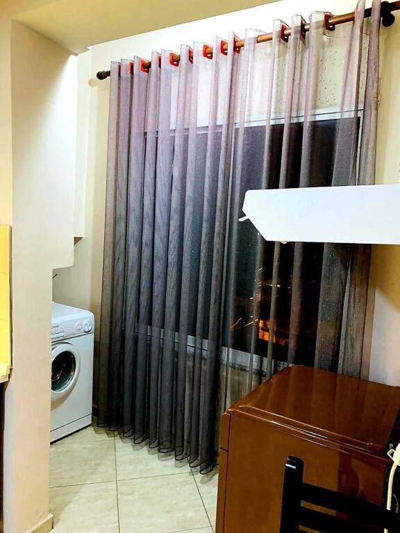 Apartament me qira 1+1 Rruga Kavajes