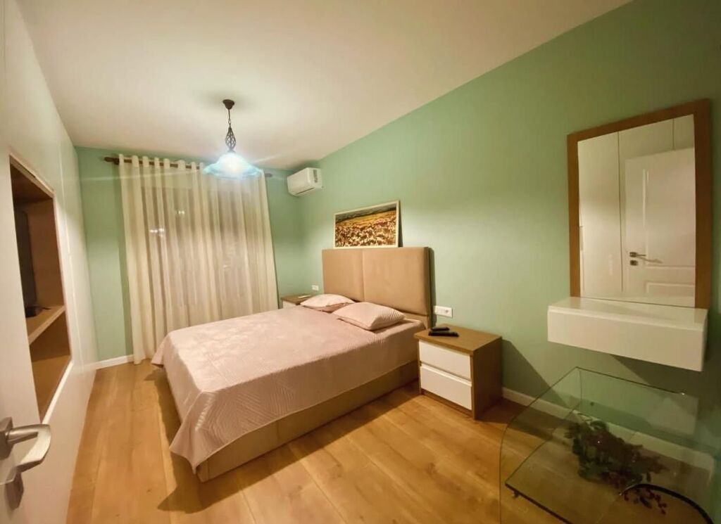 Qera | Apartament 2 + 1 | Rruga e Kavajes | 800 €/muaj