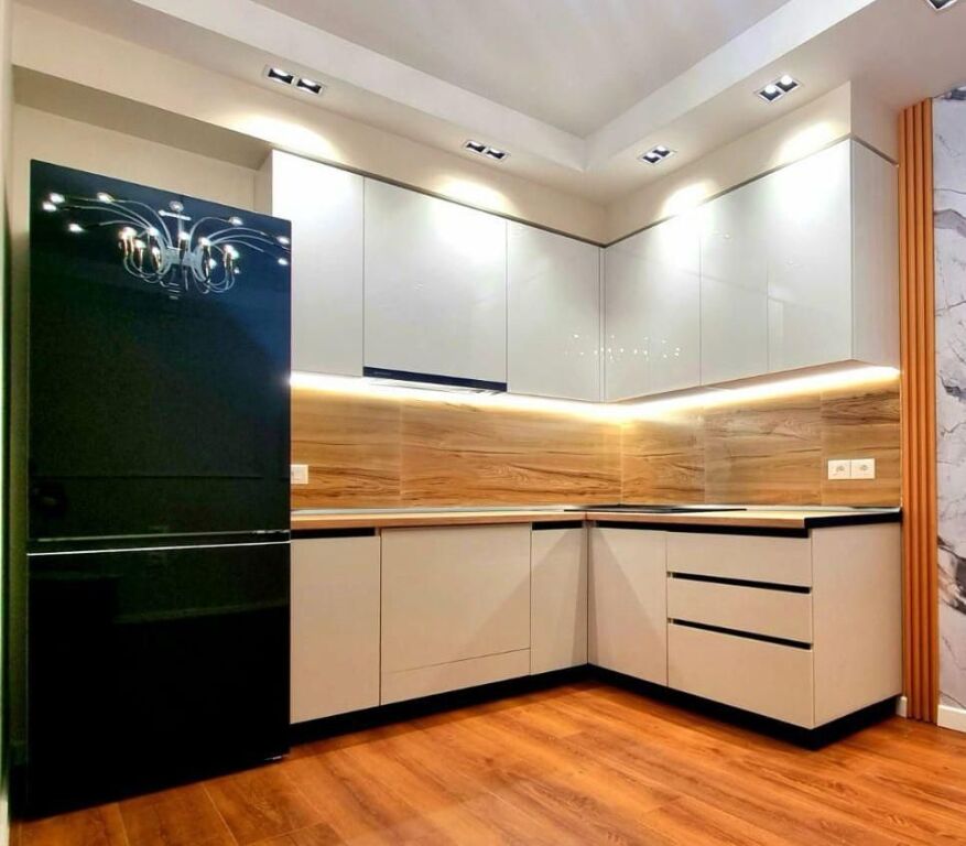 Qera | Apartament 1 + 1 | Liqeni i Thatë | 680 €/muaj