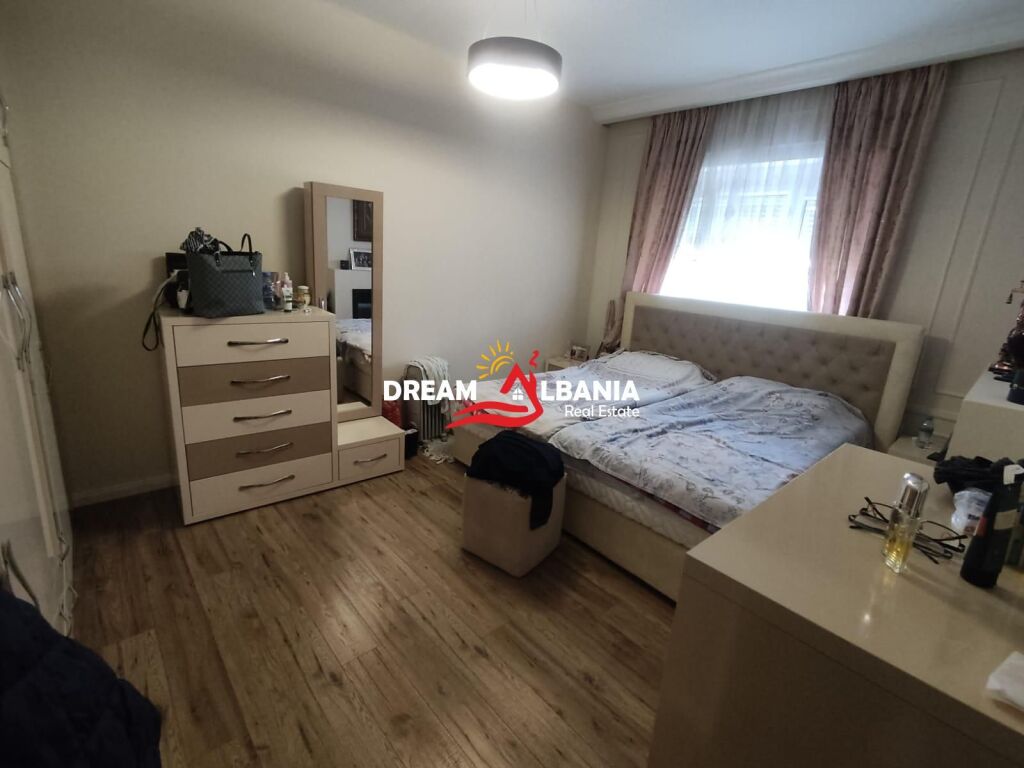 Shitet kat vile ne zonen e Ali Demit prane Rruges Myslym Lela (ID 4151222)