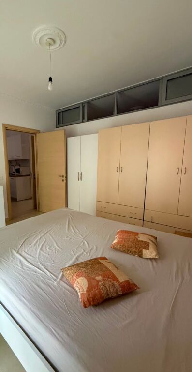 Apartament me qera 2+1 Astir