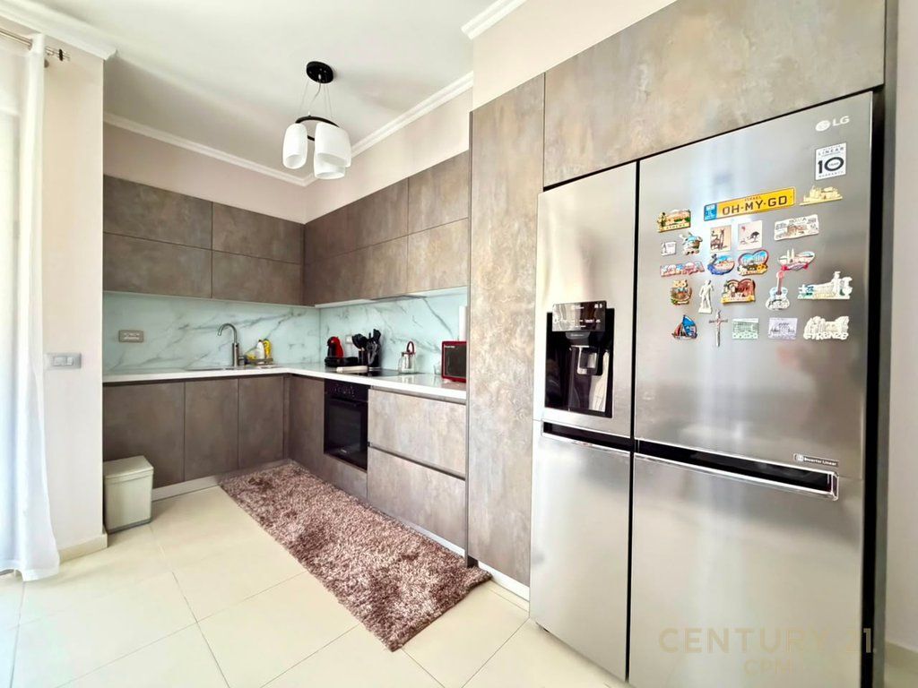 APARTAMENT 2+1+2 PER QIRA KOMPLEKSI "TOWER BRIDGE" RRUGA E DIBRES!