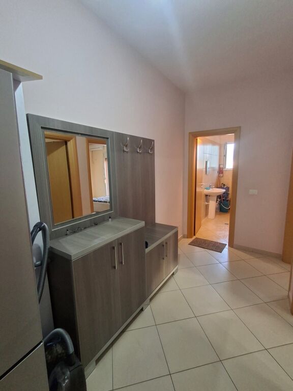 📍    Apartament 2+1 me Qira Afatgjatë | Kisha Ortodokse, Vlorë