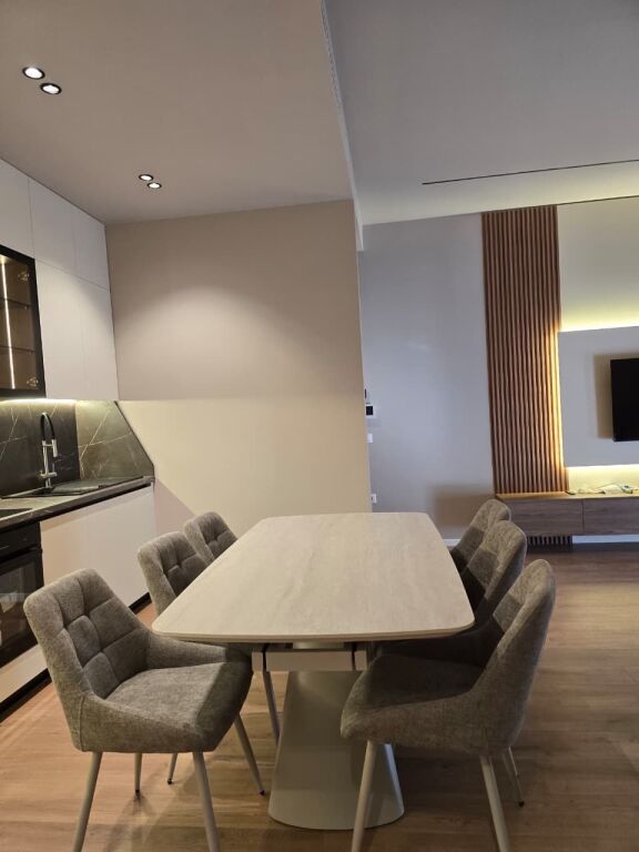Apartament me qera 2+1 te Kompleksi Delijorgji
