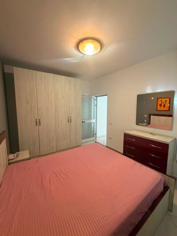 Qera | Garsoniere |Rruga e Durresit | 460 €/muaj