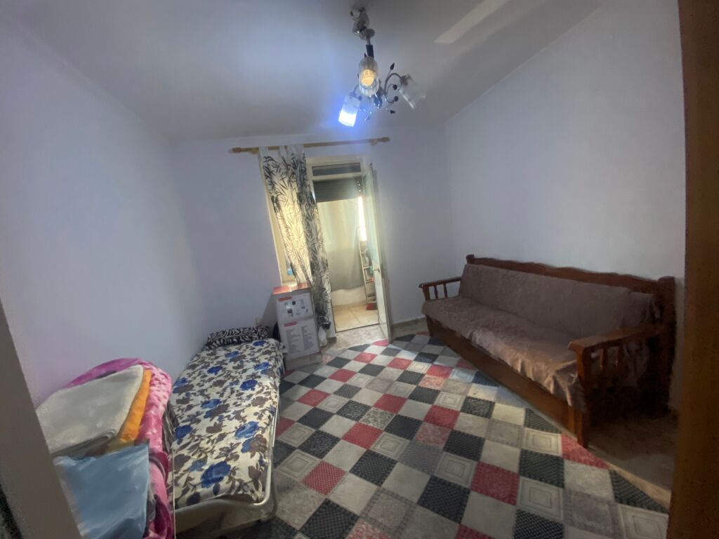 Apartament 2+1 Gjimnazi Partizani  Tirane !