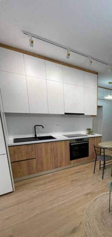 Super apartament me qera 1+1 Astir Vila-L