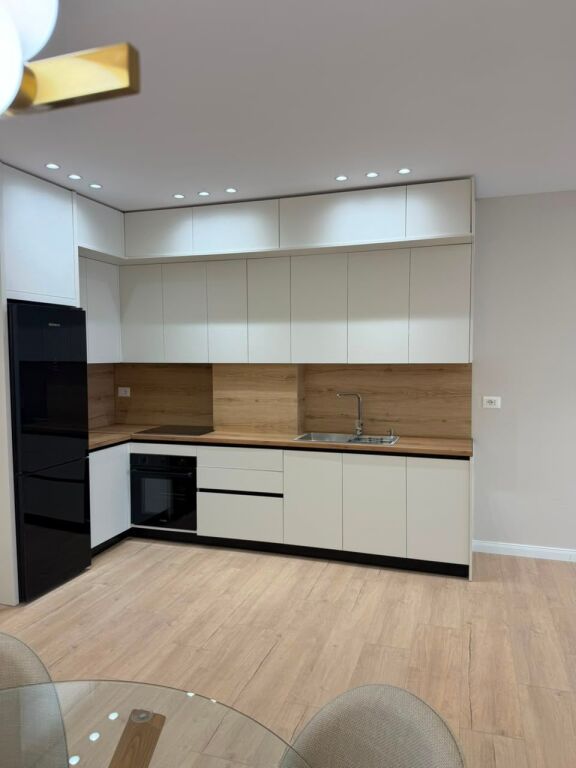 Shitet: Apartament 2+1-Yzberisht