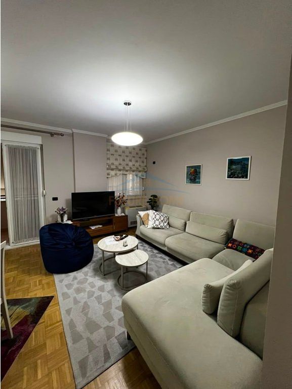 Affitto , Appartamento 2+1 , Piazza Willson , Tirana